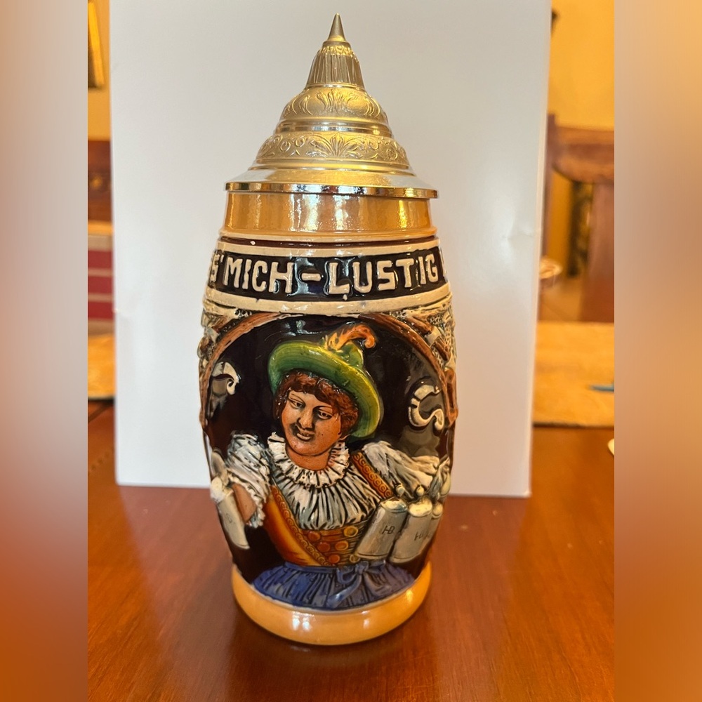 DBGM German Beer Stein 9.5 inch high barrel shape with lid 3 dimensional art fun
